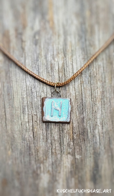 Anhänger 0033 - verschiedene Runenanhänger - hellblau