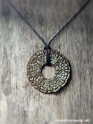 Anhänger 0044 - Skjaldhringr/Schutzring- braun/hellgrün