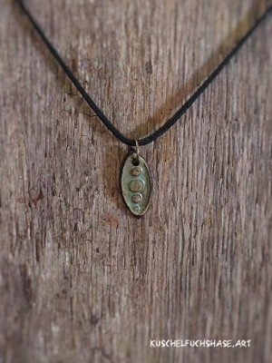 Anhänger 0127 - Erdeskede - Erbsenhülse